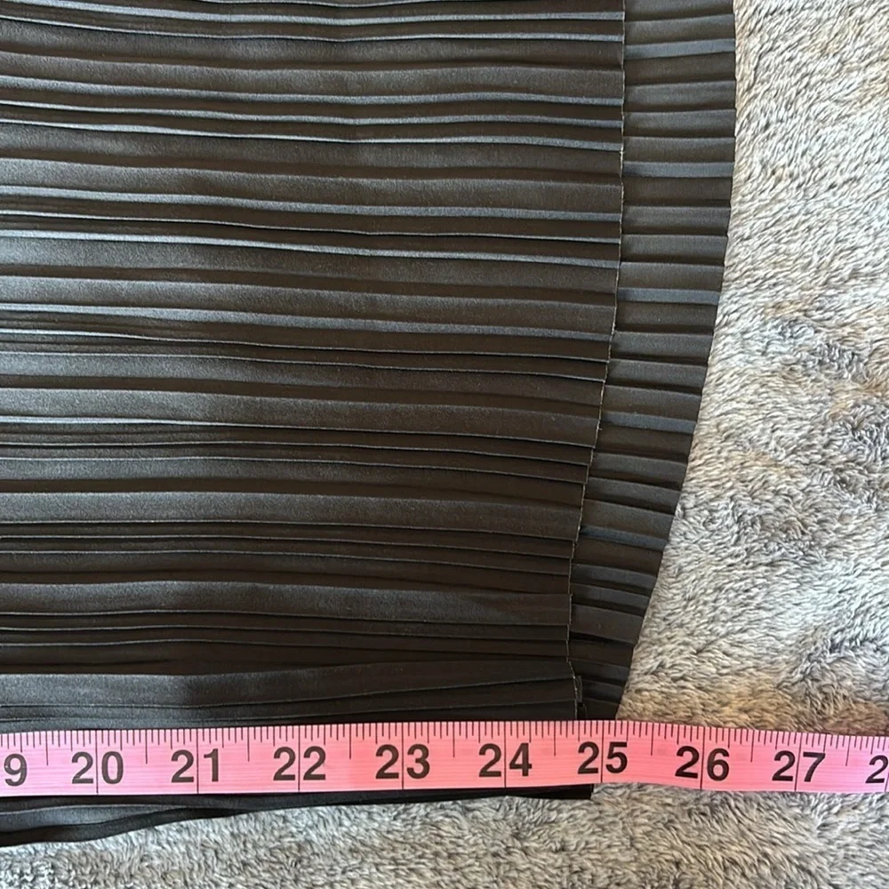 T Tahari Accordion Pleat Wide Leg Pants in Black Size Large EUC - Picture 5 of 5
